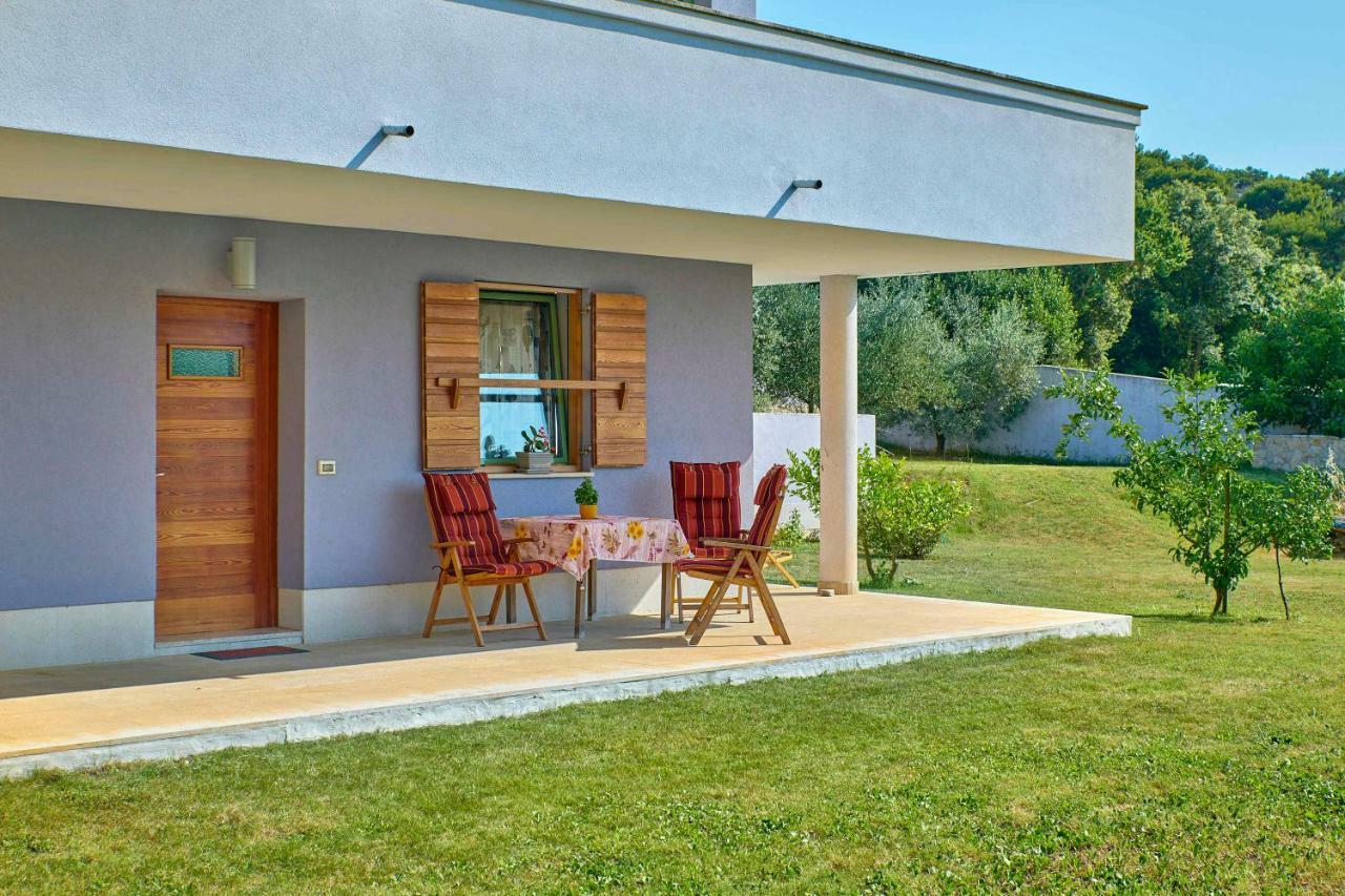 Villa Giardina Apartments Vinkuran Exteriör bild