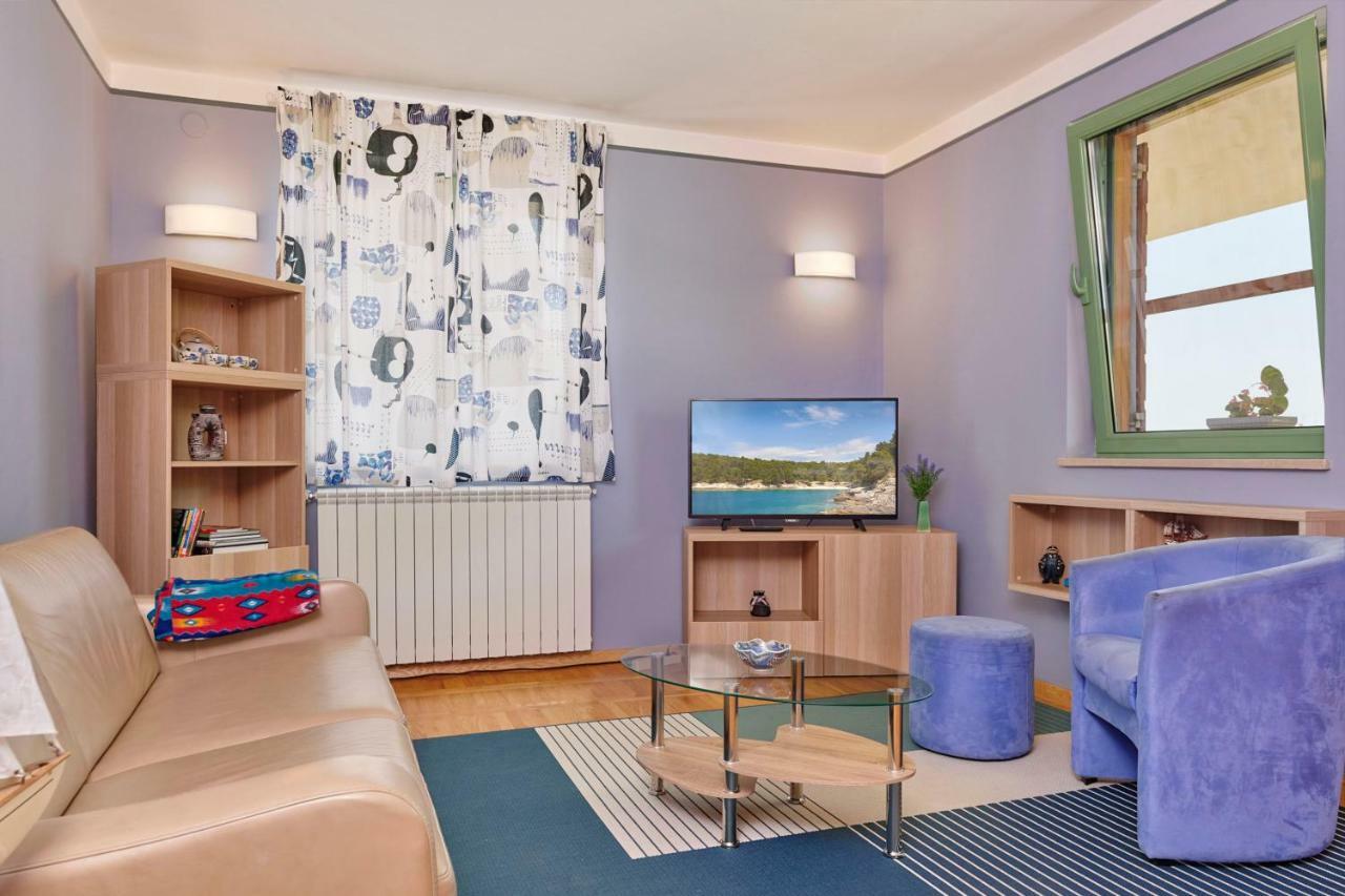 Villa Giardina Apartments Vinkuran Exteriör bild