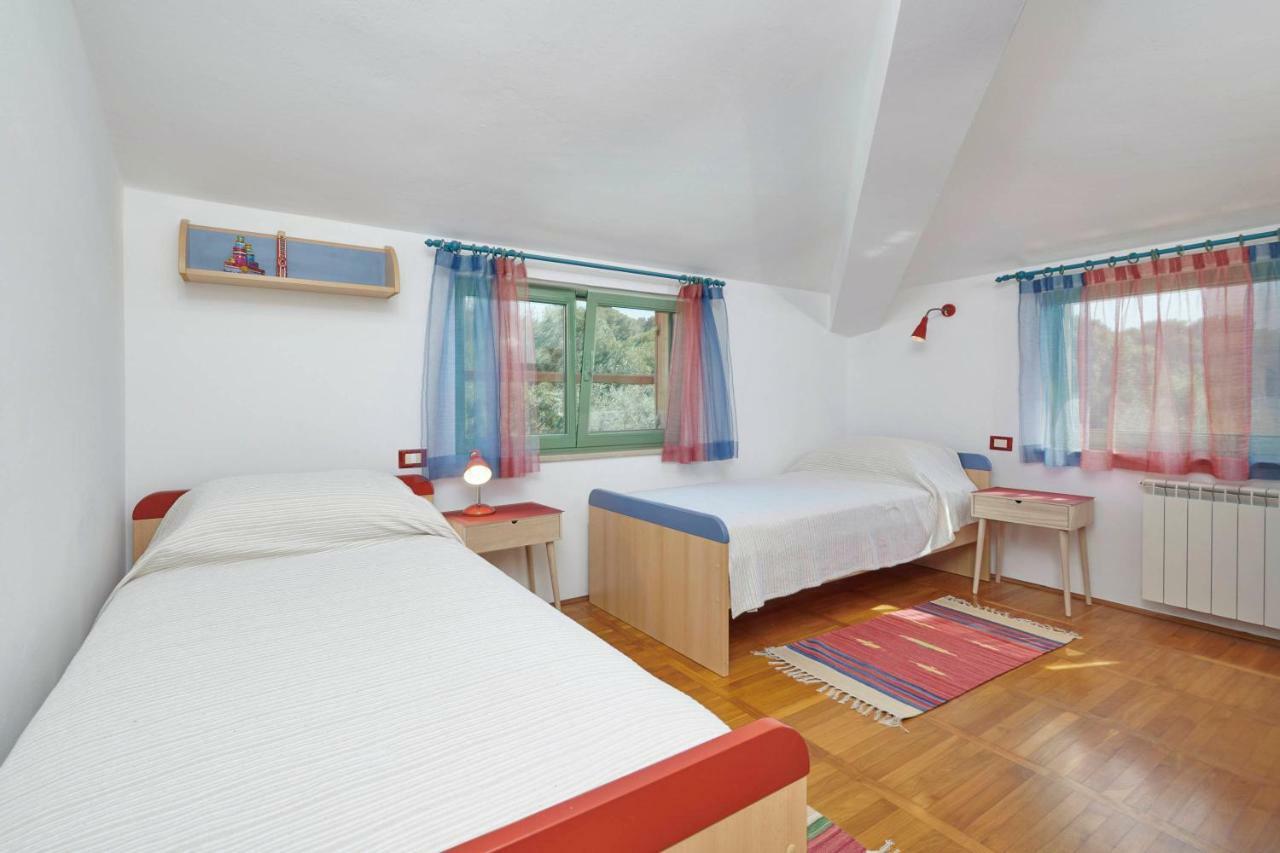 Villa Giardina Apartments Vinkuran Exteriör bild